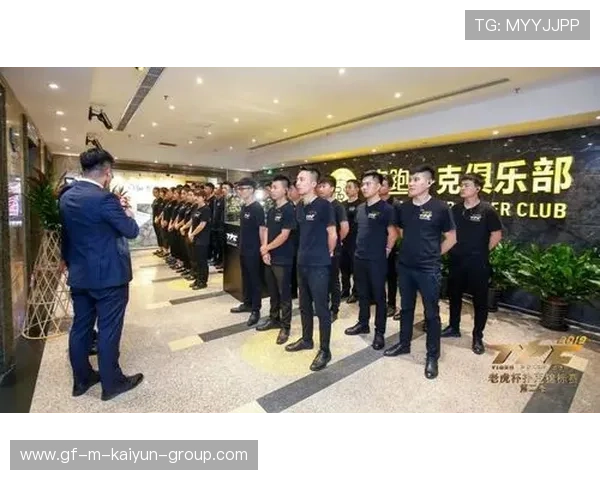 俱乐部公布重磅加盟，球员签约现场星光熠熠